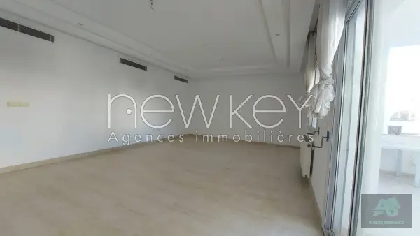 Magnifique appartement S+4 à la Marsa
