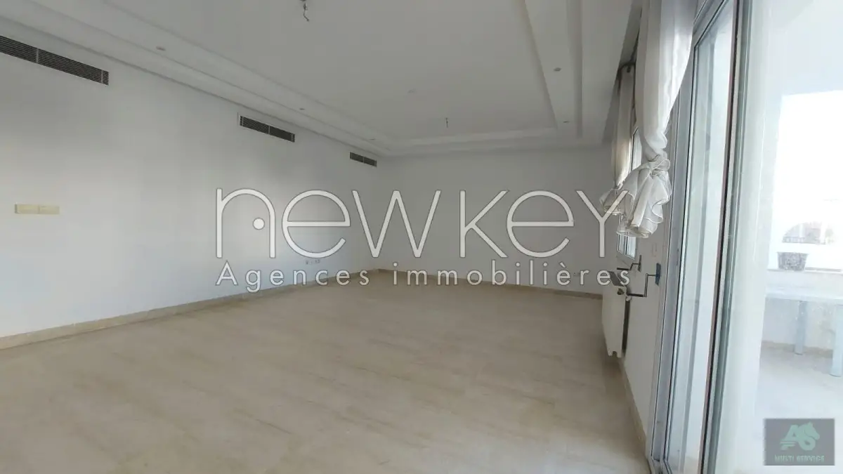 Magnifique appartement S+4 à la Marsa