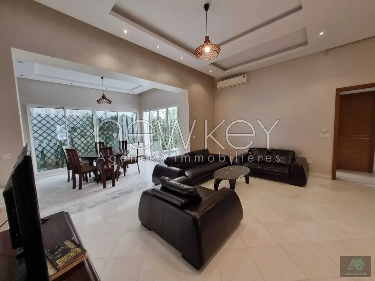 Duplex s+3 meublé à la Marsa