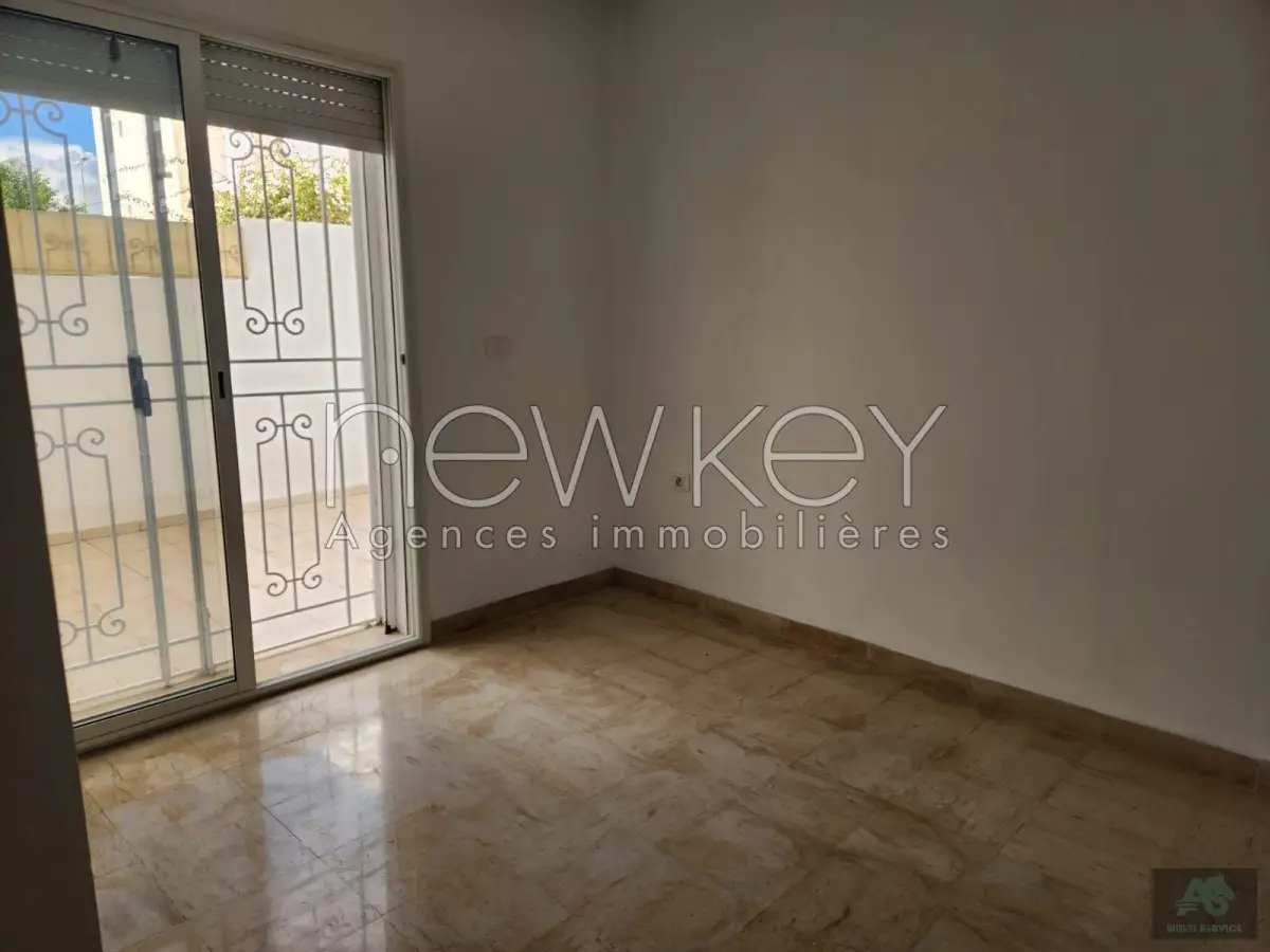 Appartement S+3 à la Marsa
