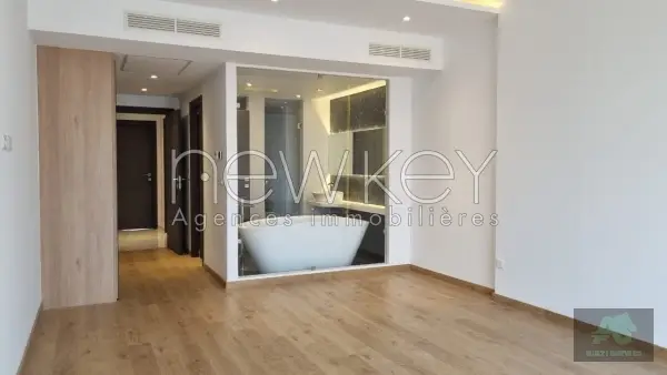 Bel appartement S+2 avec piscine à Gammarth