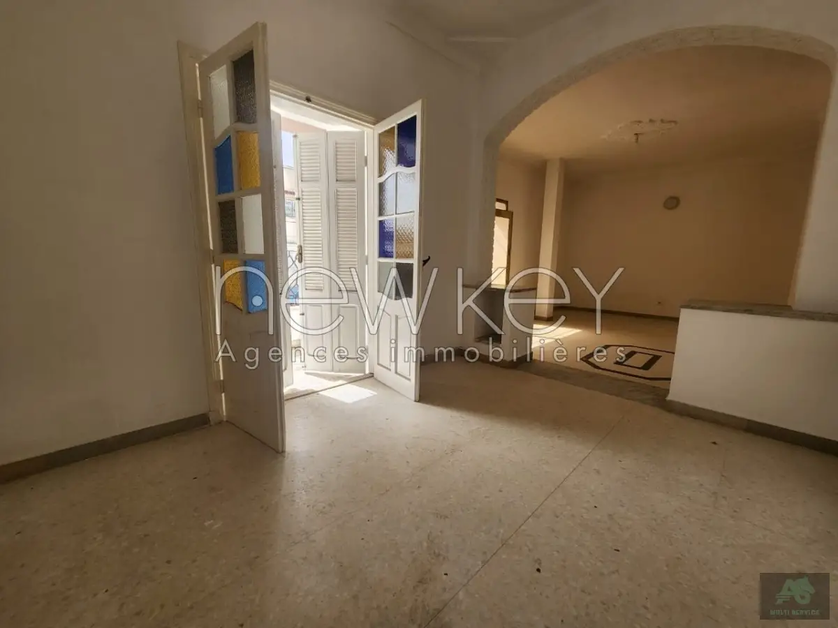 Appartement S+4 à la Marsa