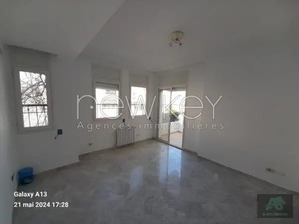 Bureau A+2 à la Marsa