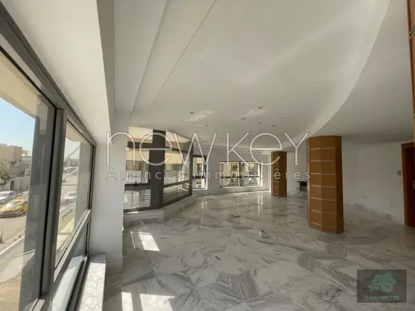 Bureau A9 à louer au lac 1