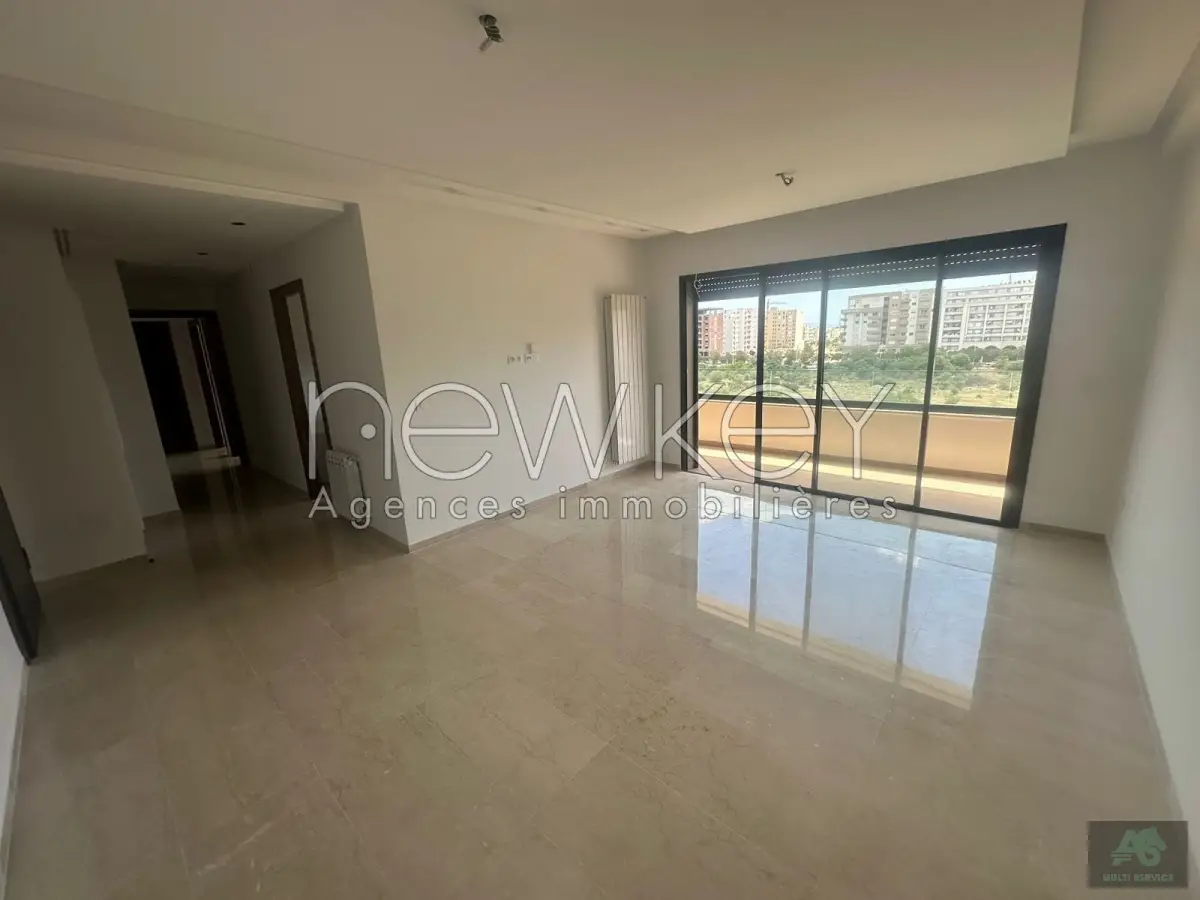 Appartement S2 vue dégagée à louer aux Jardins de Carthage