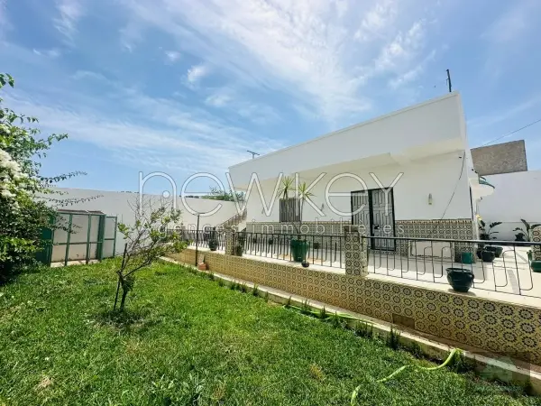 Villa indépendante De Plain-Pied S+2 Avec Jardin À La Soukra