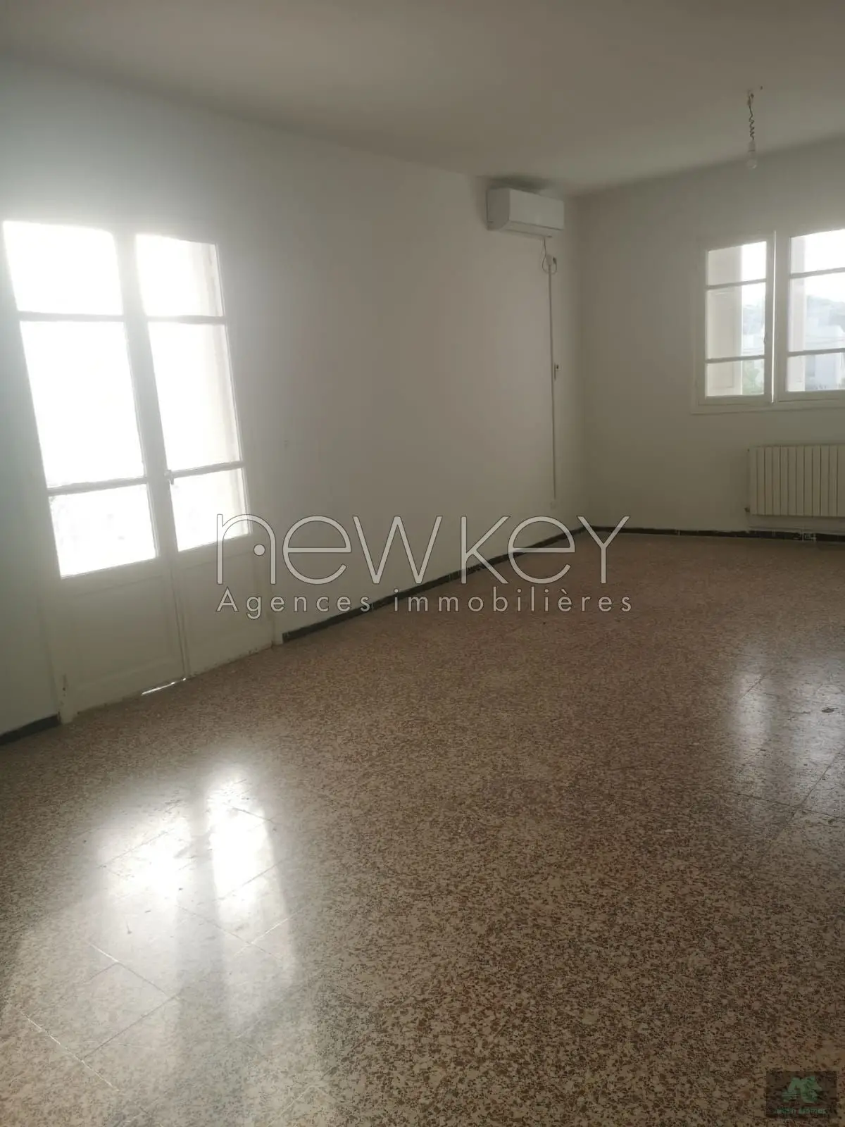 Etage de villa s3 au coeur de la Marsa