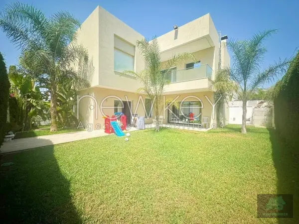 Triplex avec Jardin à louer aux Jardins de Carthage