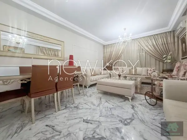 Un Appartement S+4 à vendre à La Soukra