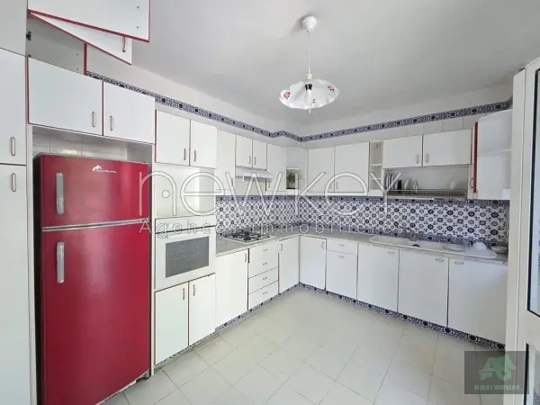 villa s+3 à la marsa