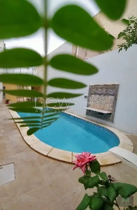 S3 meublé avec piscine à louer aux Jardins de Carthage