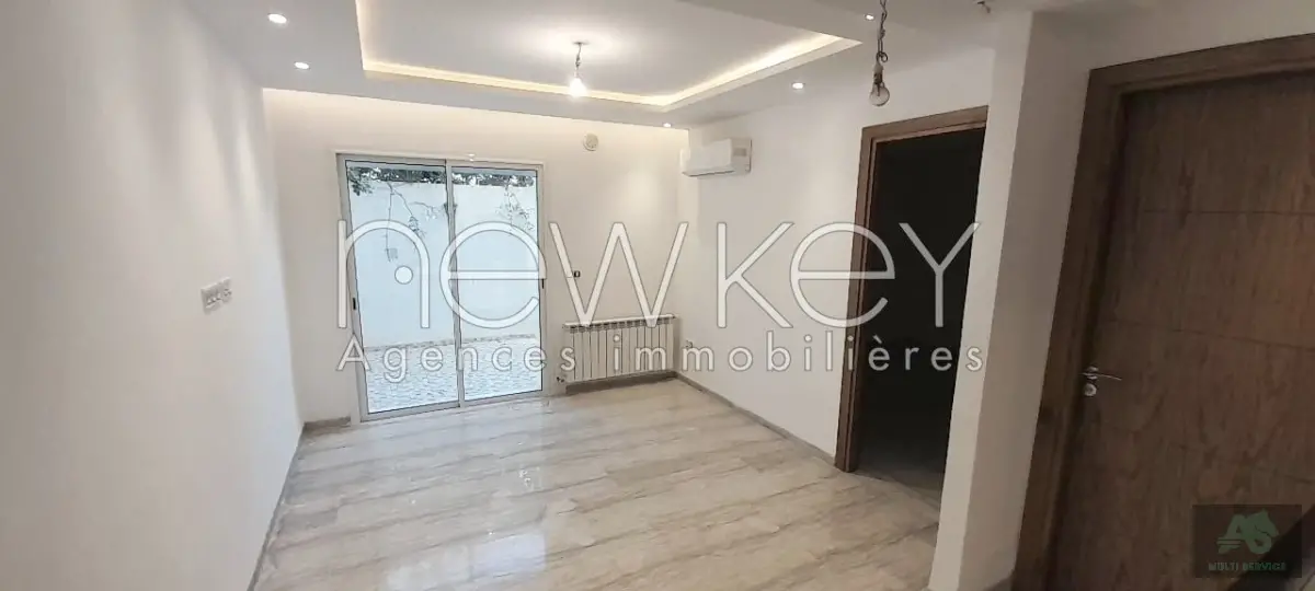 Un Appartement S+1 avec jardin à louer Ain Zaghouan nord