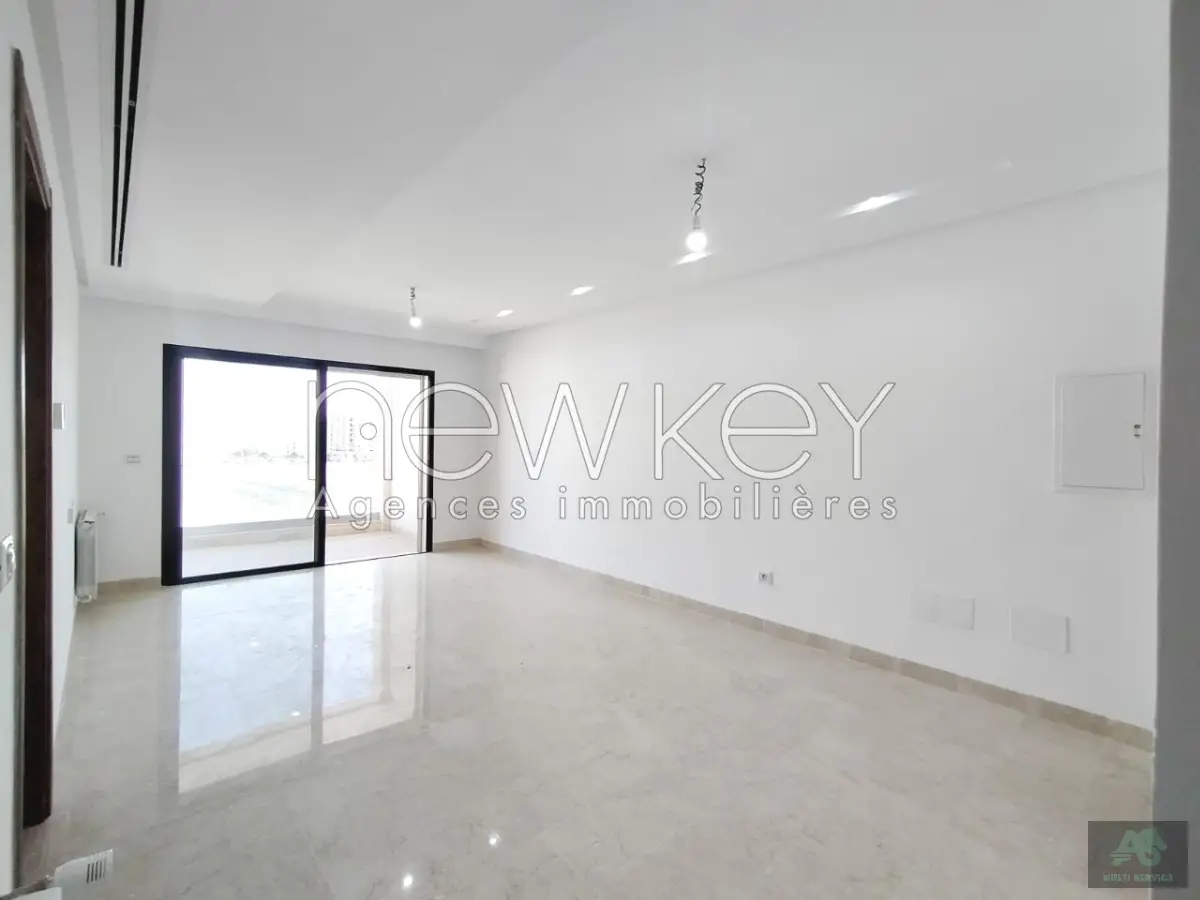 Appartement S4 Neuf à louer aux Jardins de Carthage
