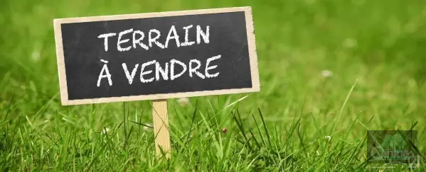 Terrain de 673 m² à vendre aux Berges du Lac