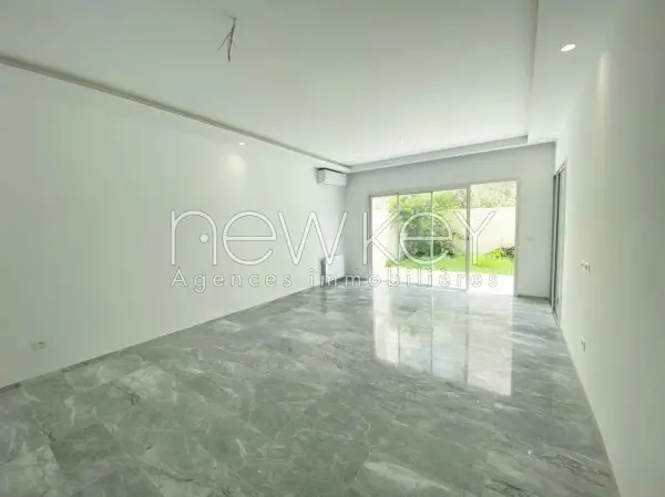 Appartement S+3 avec jardin à La Soukra