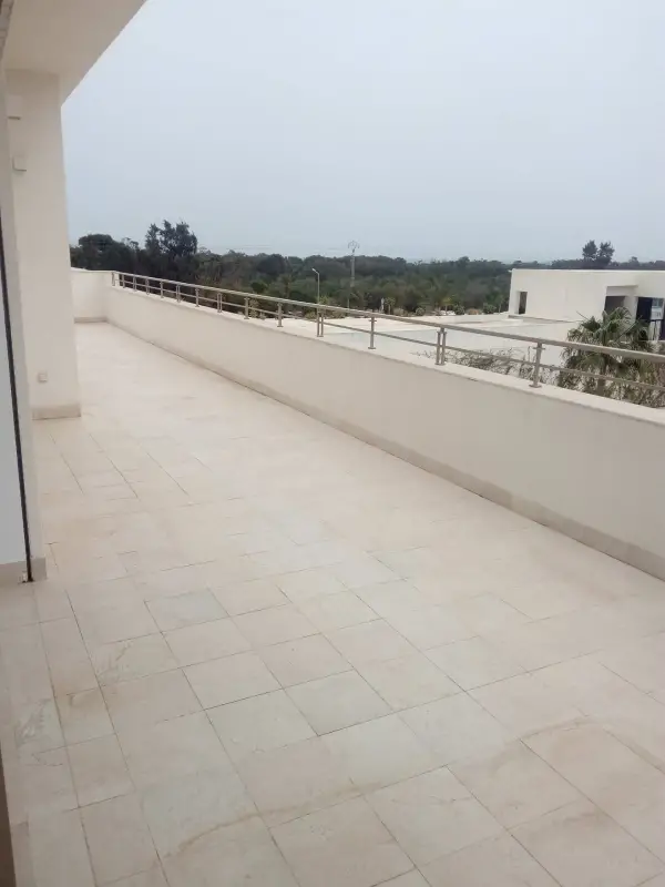 Appartement S+3 à Gammarth - 9