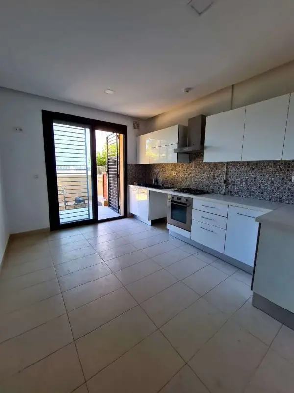 Duplex avec piscine à la Marsa - 5