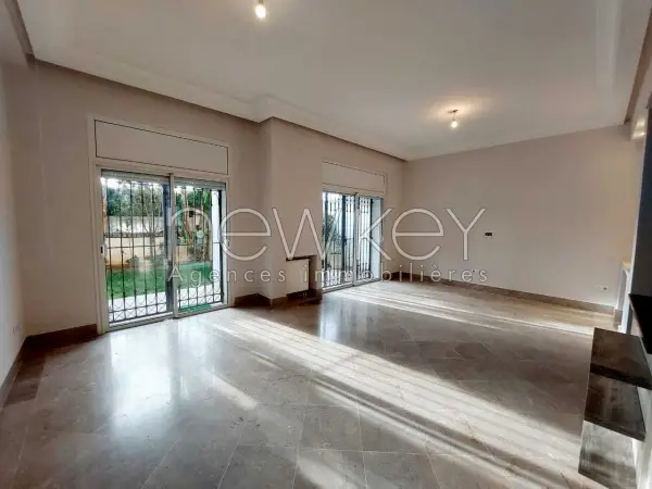 Magnifique S+3 avec jardin à La Marsa - 1