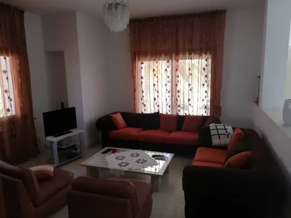 RDC de villa S 2 avec jardin - 2