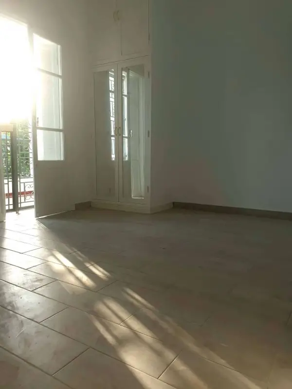 Etage de villa à la Marsa - 3