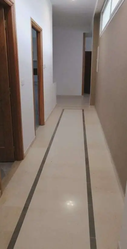 Bureau à la Soukra - 2