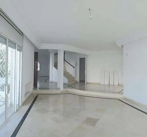Grande villa avec piscine à Gammarth - 1