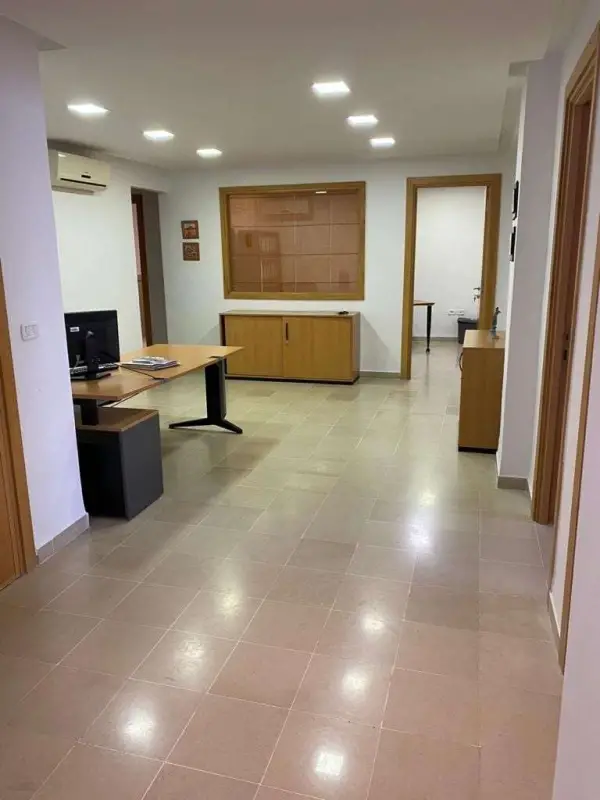 Bureau à vendre à la marsa - 3