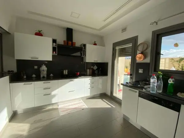 Duplex avec piscine à Gammarth - 9