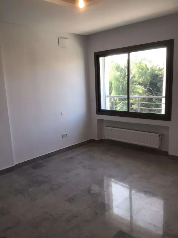 Duplex s 3 à Gammarth - 3