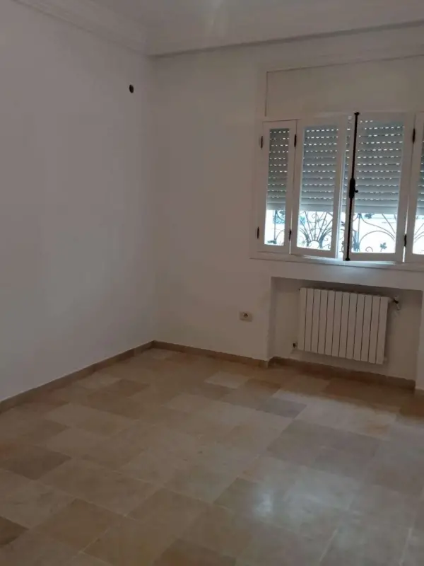 Etage de villa S 2 à la Marsa - 4