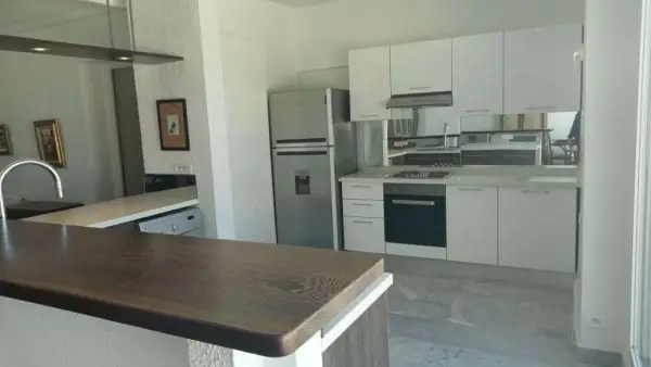 Appartement S 2 meublé vue mer - 10