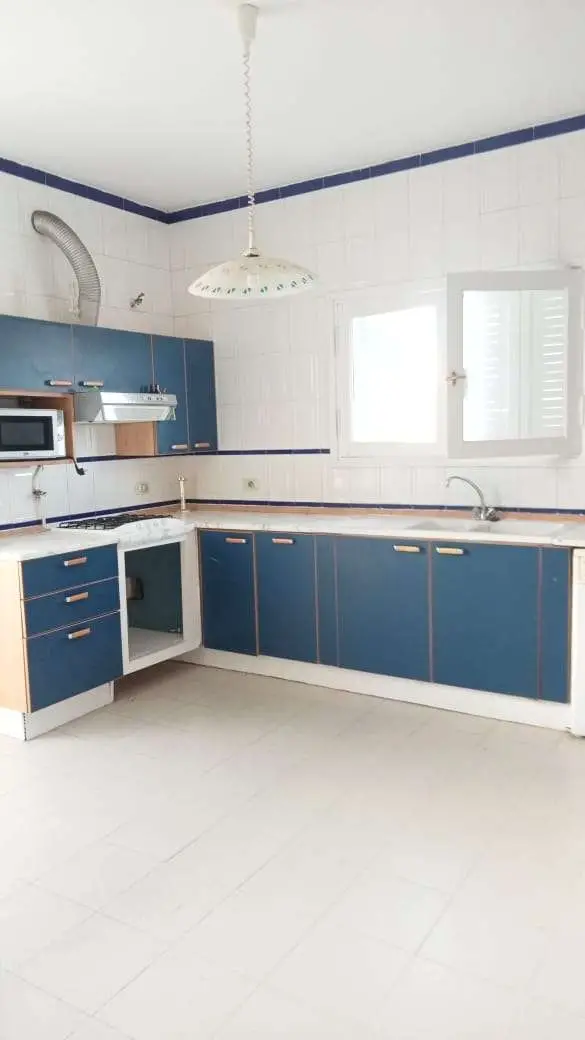 Rdc de villa (s 3) à la Marsa - 9
