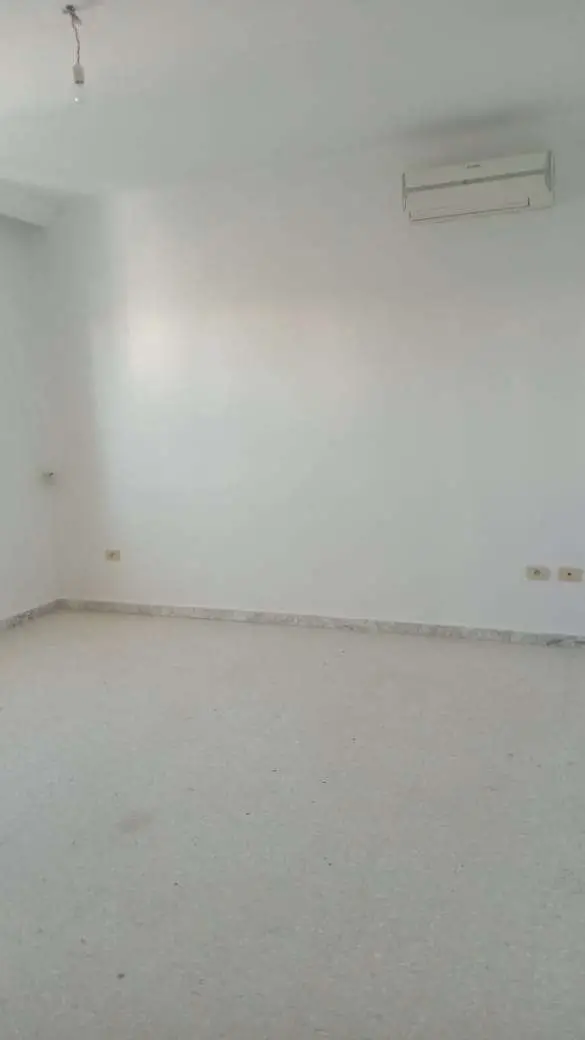 Rdc de villa (s 3) à la Marsa - 7