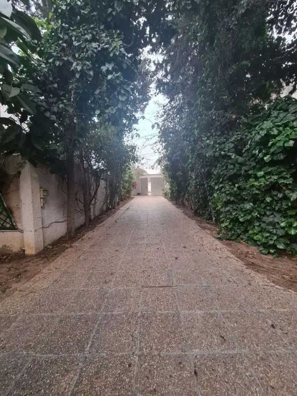 Magnifique villa à la Soukra - 2