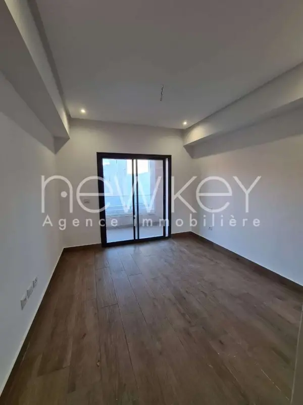 Appartement S2 de 120 m² aux Jardins de Carthage - 2