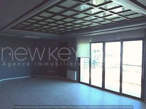 Immeuble de bureaux à louer aux Berges du Lac 1 - 1