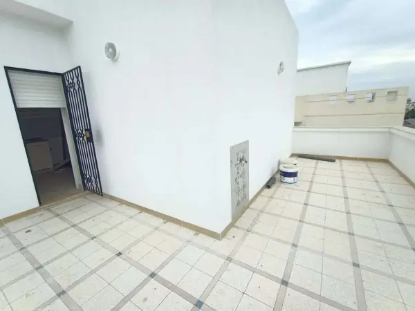 S 1 avec une grande terrasse à la Marsa - 2