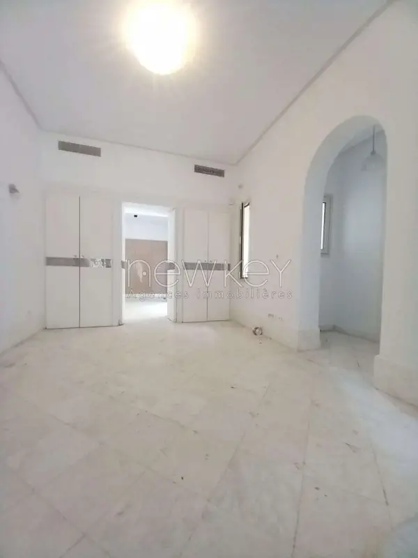 Une très belle Villa s 4 à la Marsa - 9