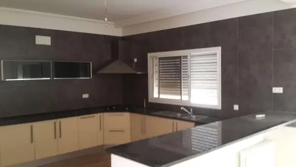Triplex s 3 à La Marsa avec piscine - 10