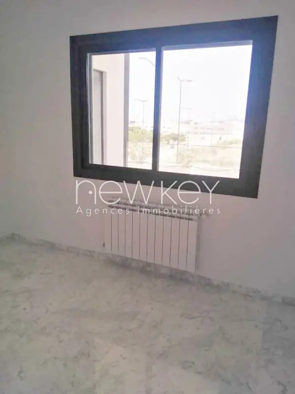 S+2 Neuf avec vue dégagée à vendre aux jardins de Carthage - 4