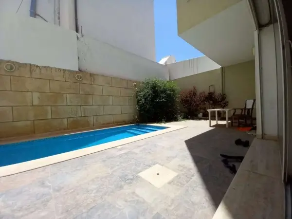 Triplex s 3 à La Marsa avec piscine - 8