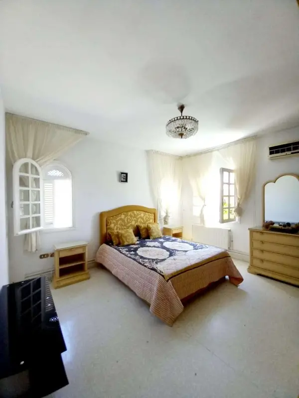 Etage de villa à la Marsa - 6