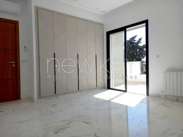 Penthouse S+3 avec terrasse La Marsa - 4