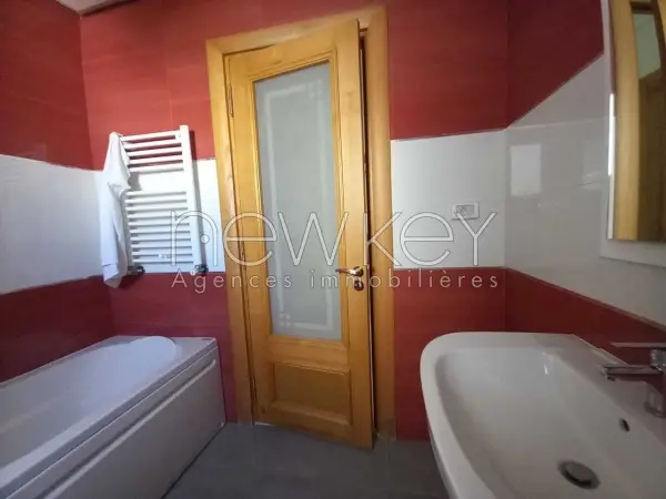 appartement s+3 vide la marsa - 9