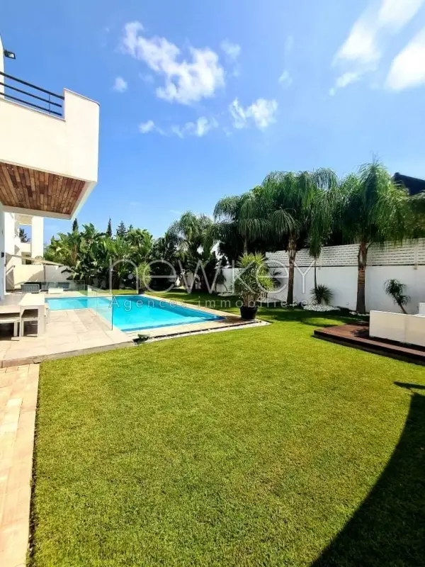 Magnifique villa à la Soukra - 1