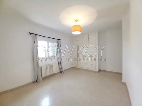 Duplex S+4 à la Marsa - 6