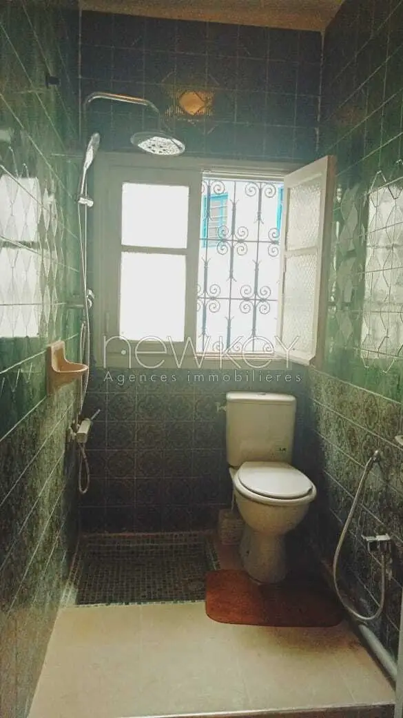 Etage de villa s+3 à la Marsa - 7