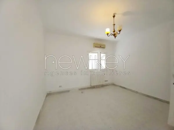 Appartement s+3 au coeur de la Marsa - 3
