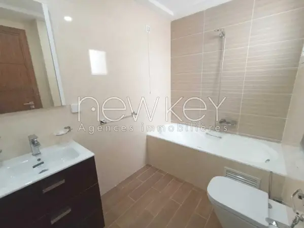 Appartement Neuf S2 à louer à Ain Zaghouan Nord - 5