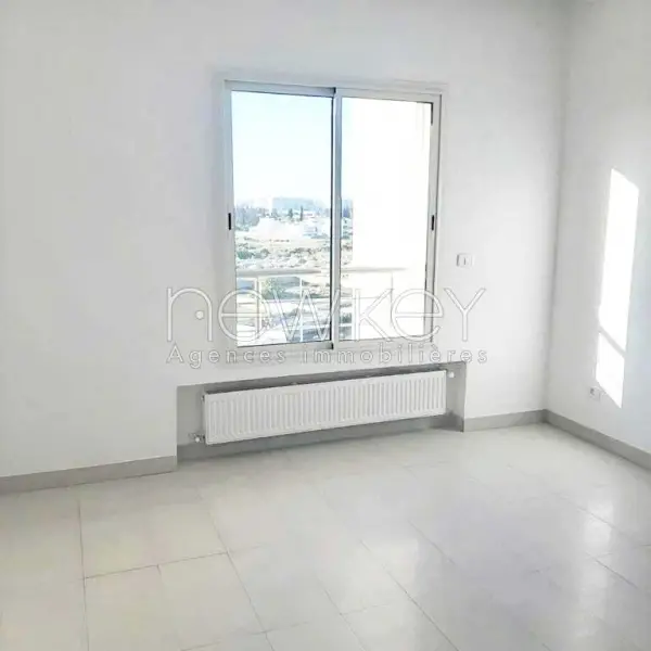 Bel appartement S1 à louer à La Soukra - 2